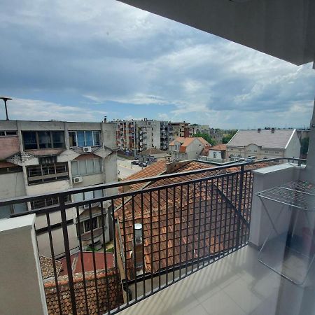 Ekskluziv Apartmani Paracin Luaran gambar